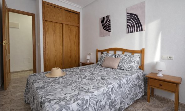 Apartment - Resale - Torrevieja - Centro - Muelle Pesquero