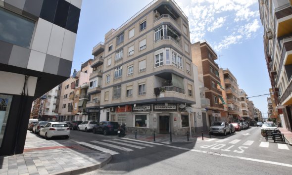 Apartment - Resale - Torrevieja - Costa Blanca