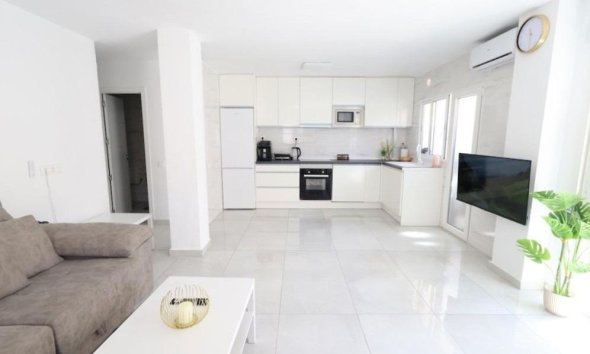 Apartment - Resale - Torrevieja -
                Costa Blanca