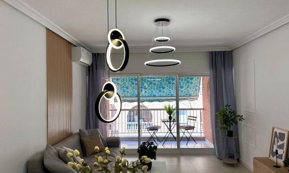Apartment - Resale - Torrevieja - Estacion De Autobuses