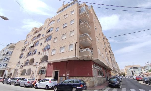 Apartment - Resale - Torrevieja - Habaneras