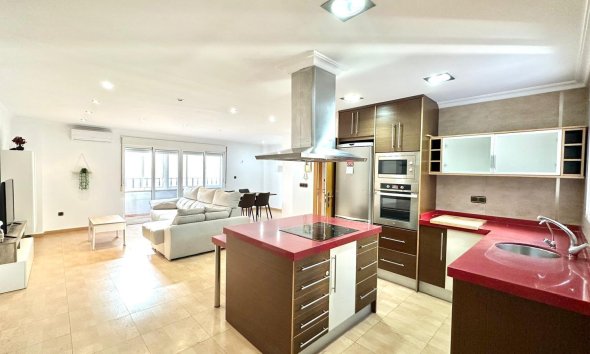 Apartment - Resale -
            Torrevieja - mjc-35039
