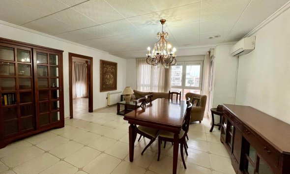 Apartment - Resale -
            Torrevieja - mjc-44851