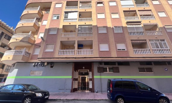 Apartment - Resale - Torrevieja -
                Parque de las Naciones