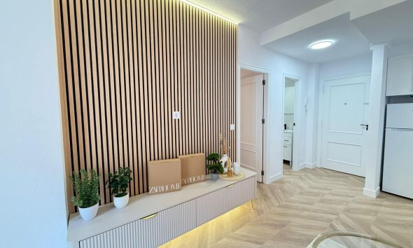 Apartment - Resale - Torrevieja - Parque de las Naciones