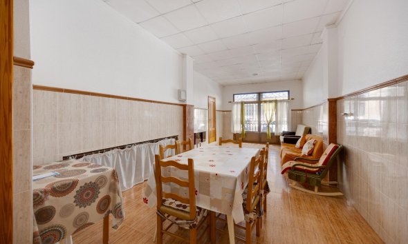 Apartment - Resale - Torrevieja - Paseo Maritimo