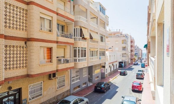 Apartment - Resale - Torrevieja -
                Playa del Cura