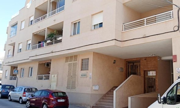 Apartment - Reventa - Los Montesinos - PUEBLO CENTRO