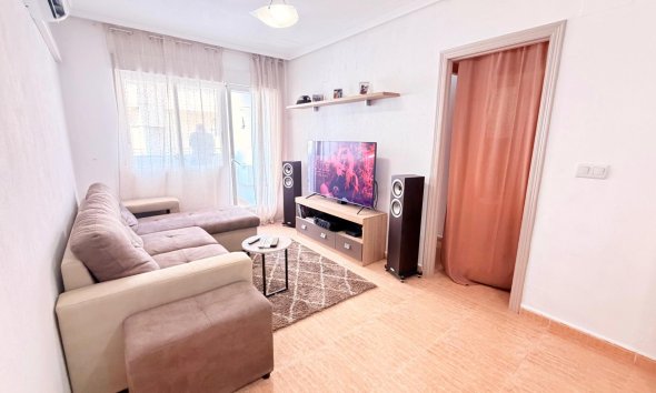 Apartment - Reventa - Torrevieja -
                Centro - Muelle Pesquero