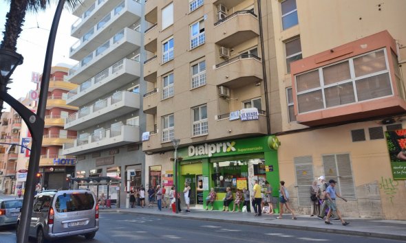 Apartment - Reventa - Torrevieja - Centro