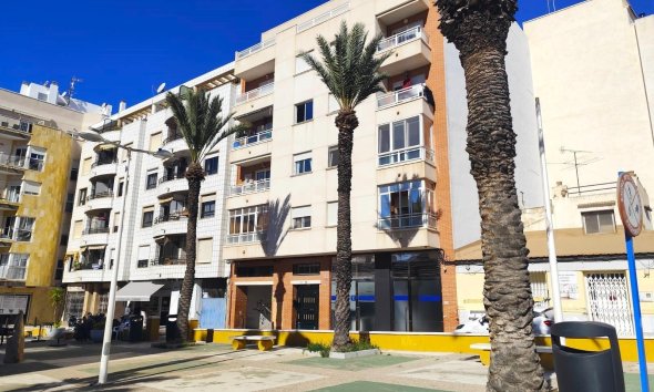 Apartment - Reventa - Torrevieja - Centro