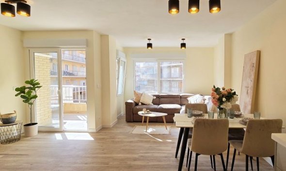 Apartment - Reventa - Torrevieja - Centro