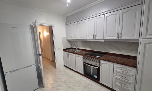 Apartment - Reventa - Torrevieja - Estacion De Autobuses