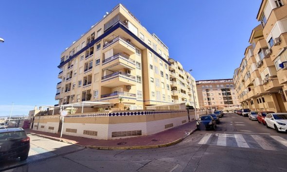 Apartment - Revente - Guardamar del Segura -
                Costa Blanca
