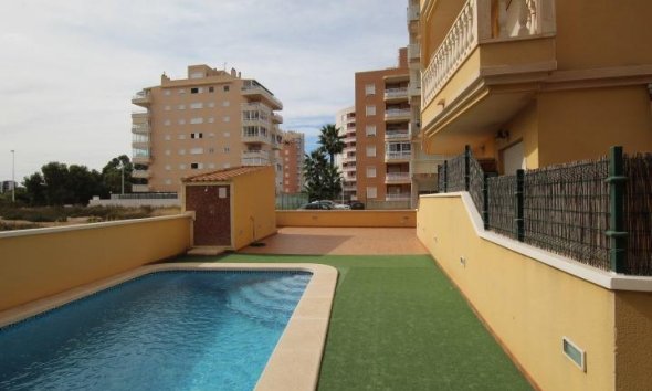 Apartment - Revente - Guardamar del Segura - Puerto Deportivo