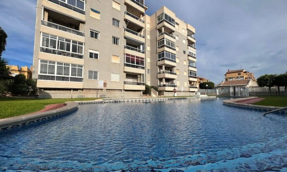 Apartment - Revente - Torrevieja - Aguas Nuevas