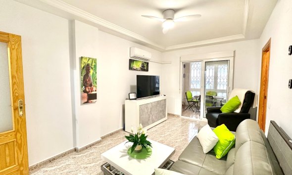 Apartment - Revente - Torrevieja - Centro