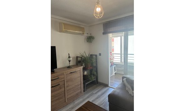 Apartment - Revente - Torrevieja - Centro