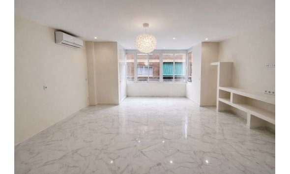 Apartment - Revente - Torrevieja -
                Costa Blanca