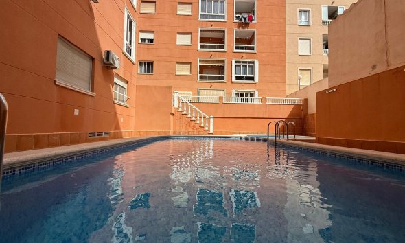 Apartment - Revente - Torrevieja - Curva Del Palangre