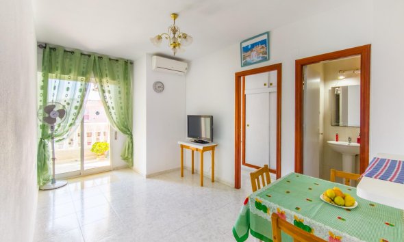 Apartment - Revente - Torrevieja - Estacion De Autobuses