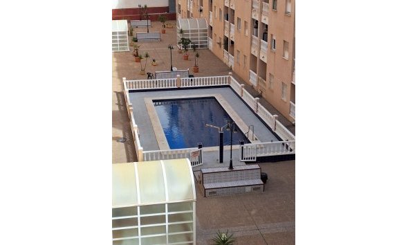 Apartment - Revente - Torrevieja -
                Estacion De Autobuses
