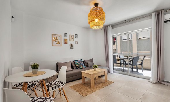 Apartment - Revente - Torrevieja - Playa de los Locos