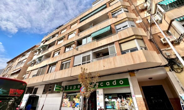 Apartment - Revente - Torrevieja - Puerto Deportivo