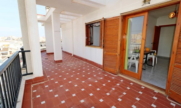 Ático - Reventa - Torrevieja - Habaneras