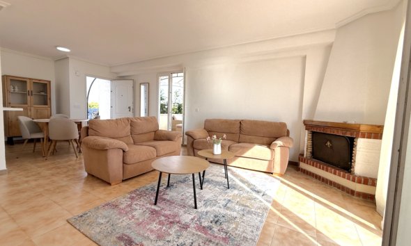 Attique - Revente - Torrevieja -
                Costa Blanca