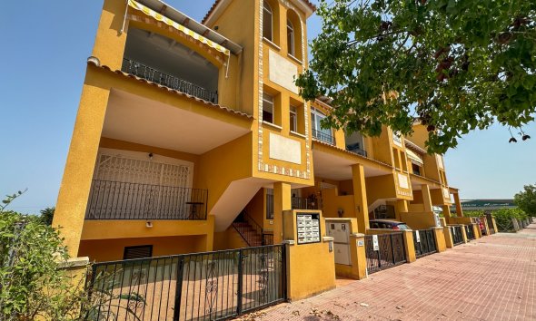 Bungalow - Revente - Daya Nueva -
                Costa Blanca