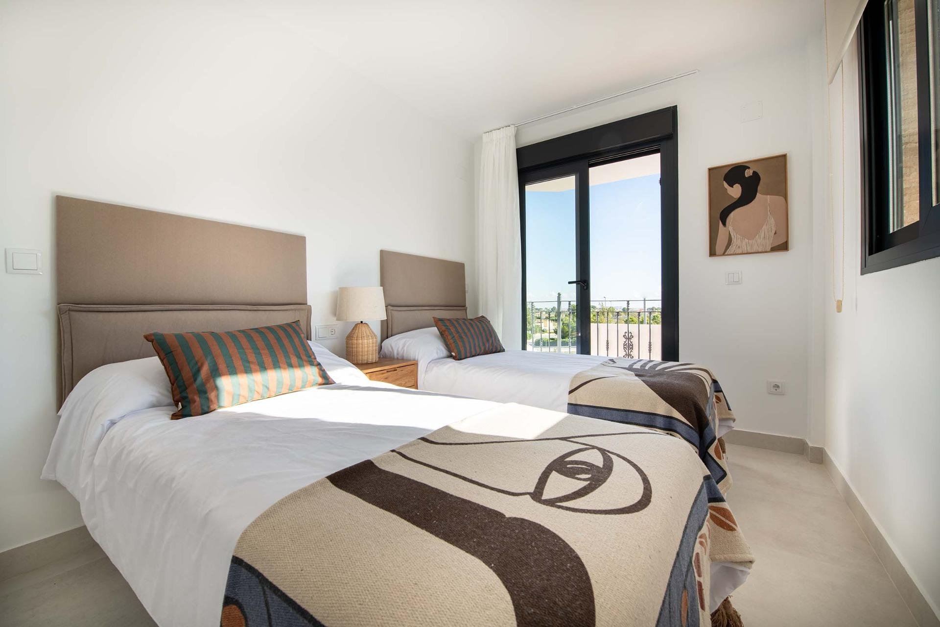 Nouvelle construction - Town House -
Cox - San Fernando