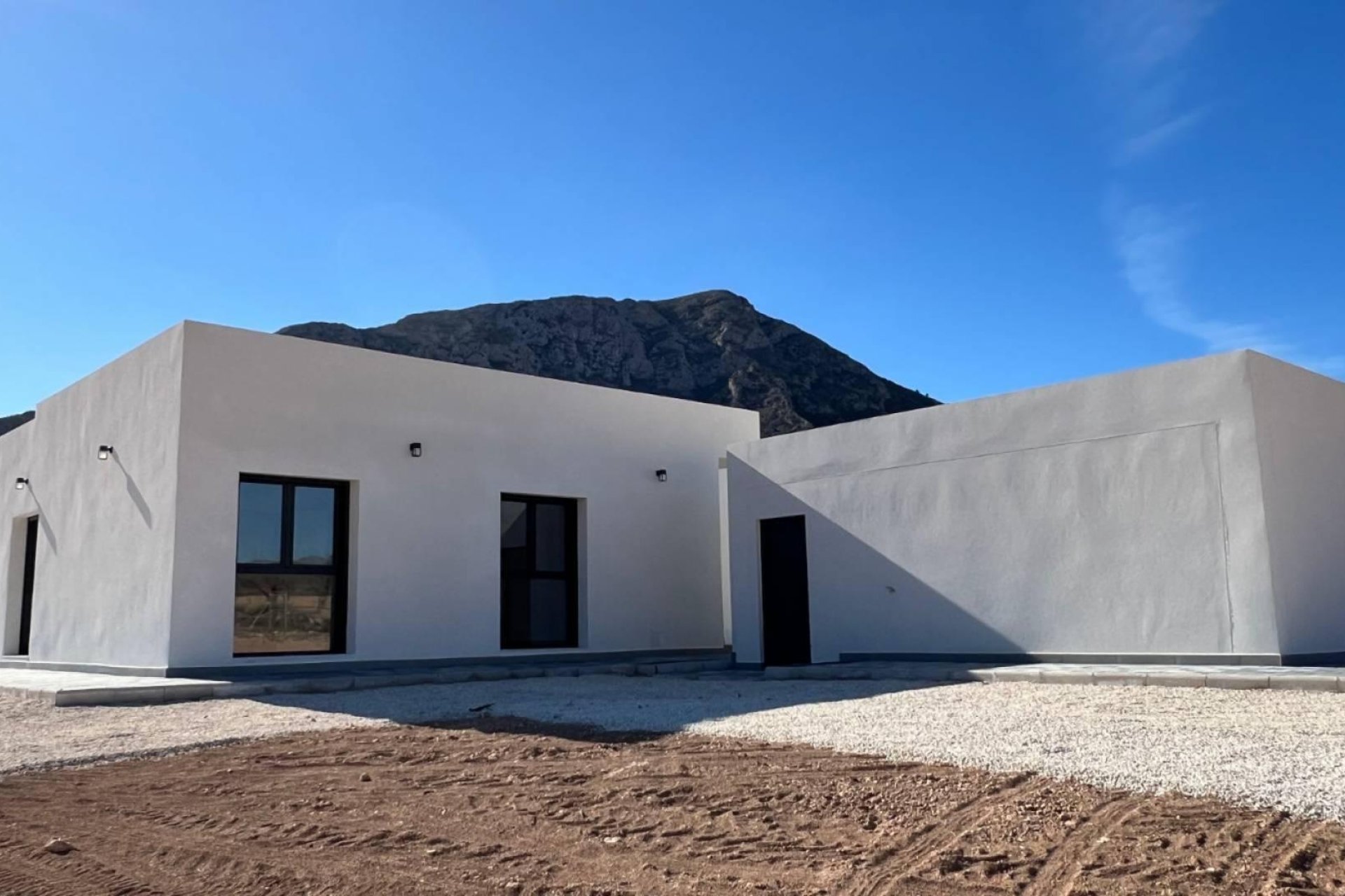 Nouvelle construction - Villa -
Hondón de las Nieves - La Canalosa