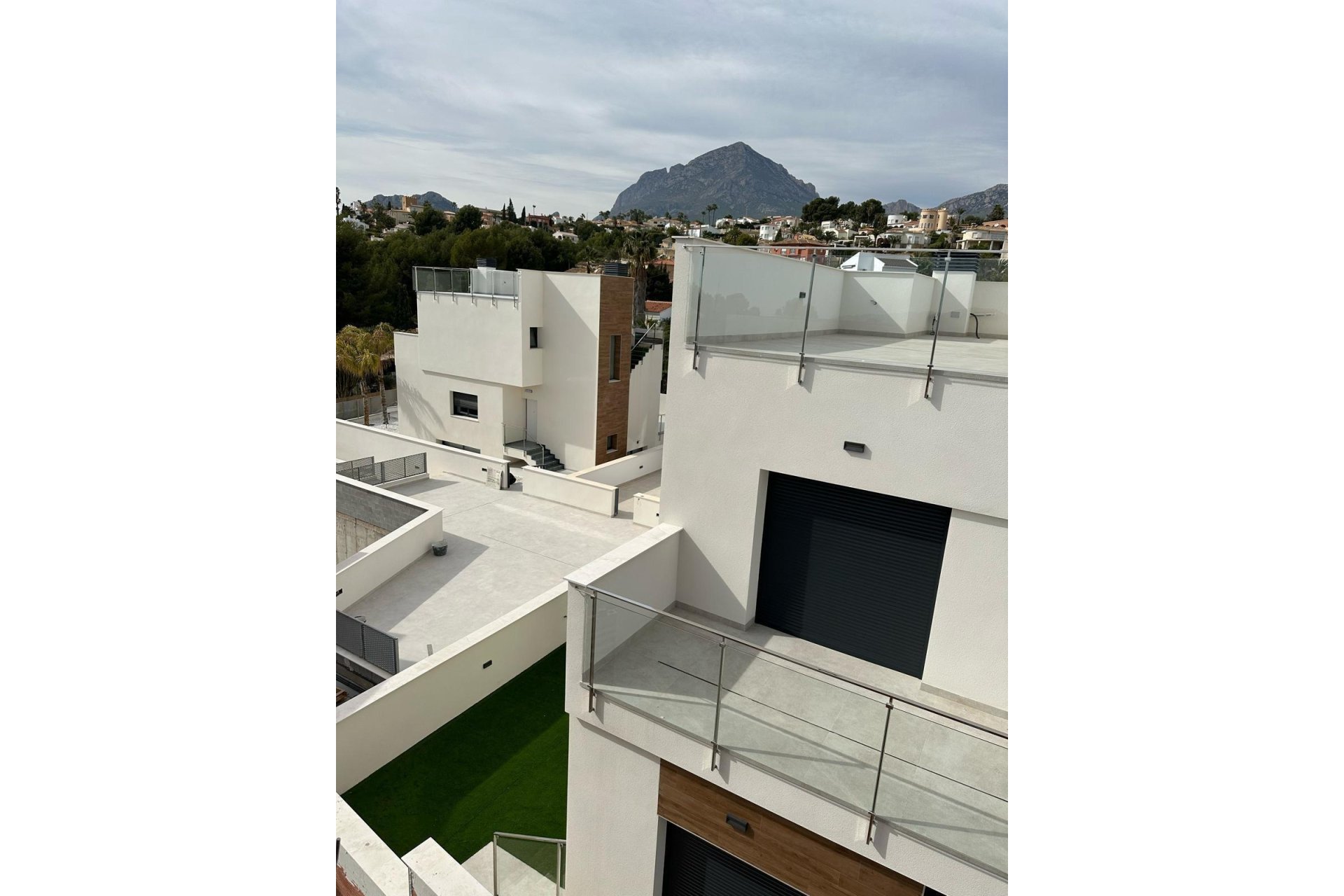 Nouvelle construction - Villa -
La Nucía - Urb. Don Mar