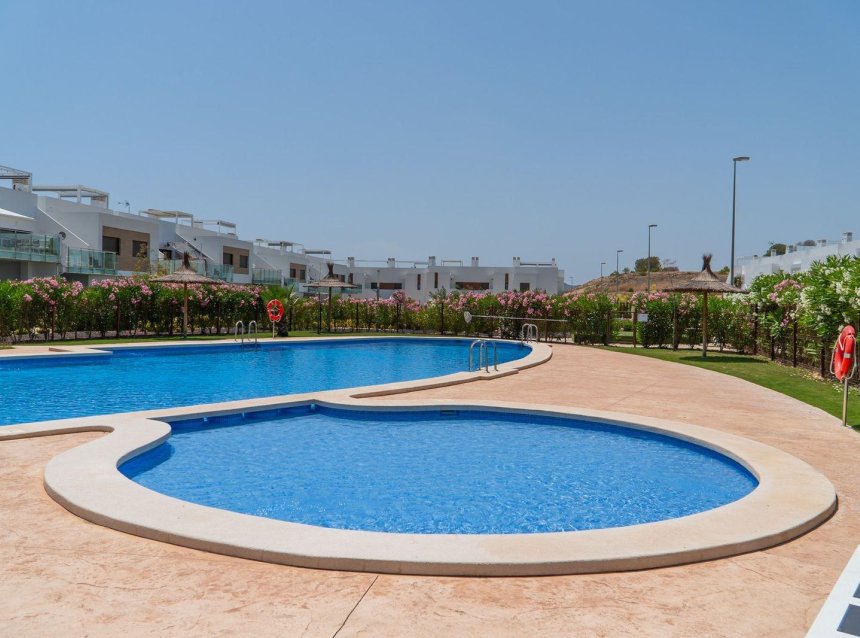 Obra nueva - Bungalow -
Orihuela - Vistabella Golf