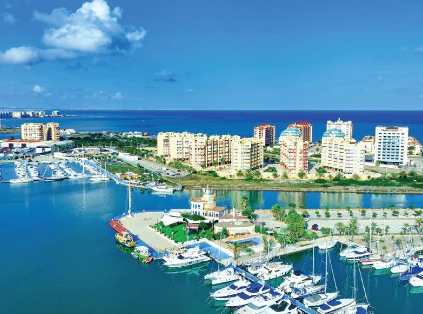 Obra nueva - Town House -
La Manga del Mar Menor - La Manga