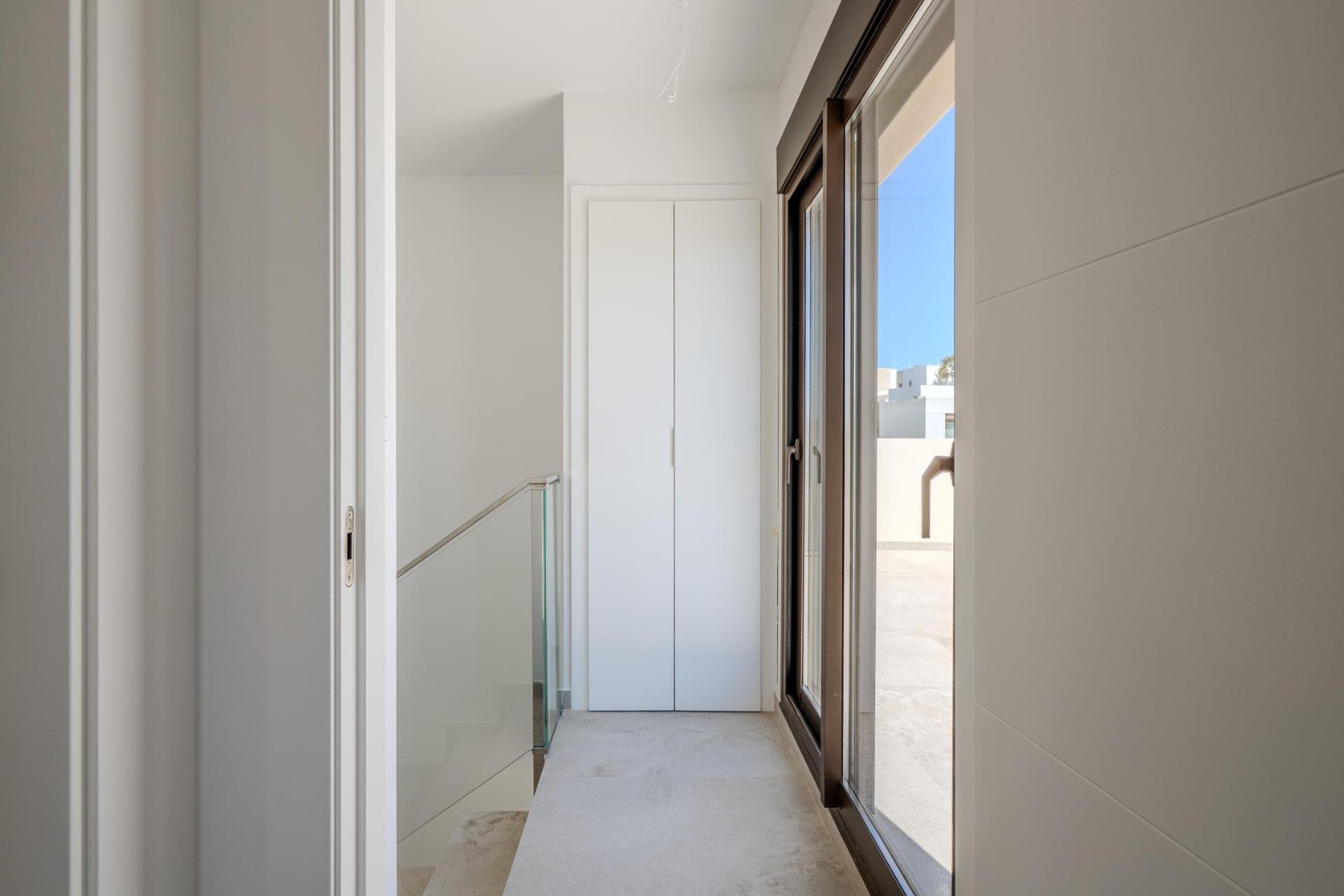 Obra nueva - Villa -
Algorfa - La Finca Golf