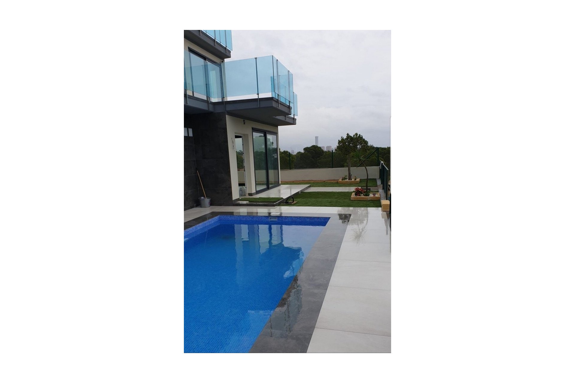 Obra nueva - Villa -
Finestrat - Campana Garden