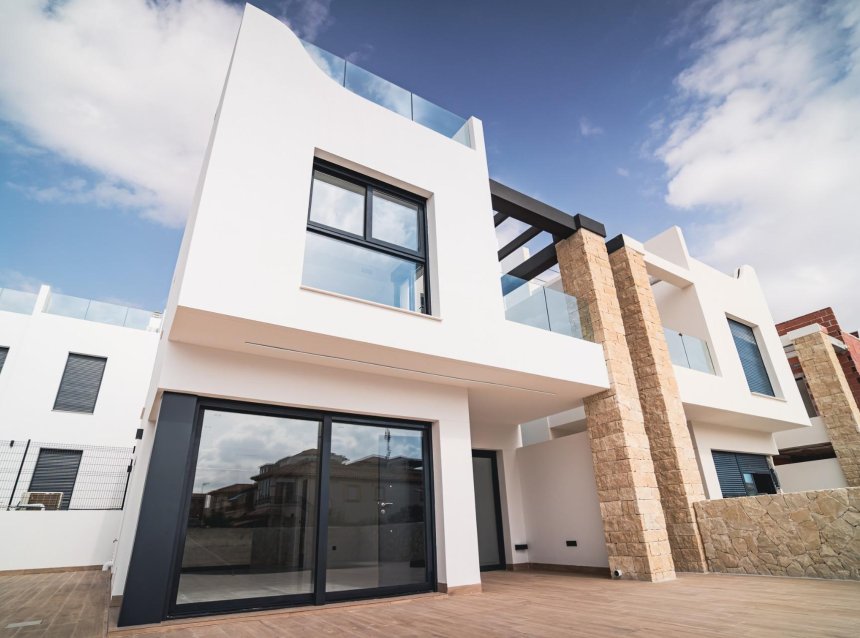 Obra nueva - Villa -
Orihuela Costa - Punta Prima