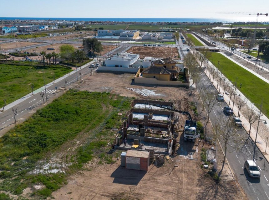 Obra nueva - Villa -
Pilar de la Horadada - pueblo