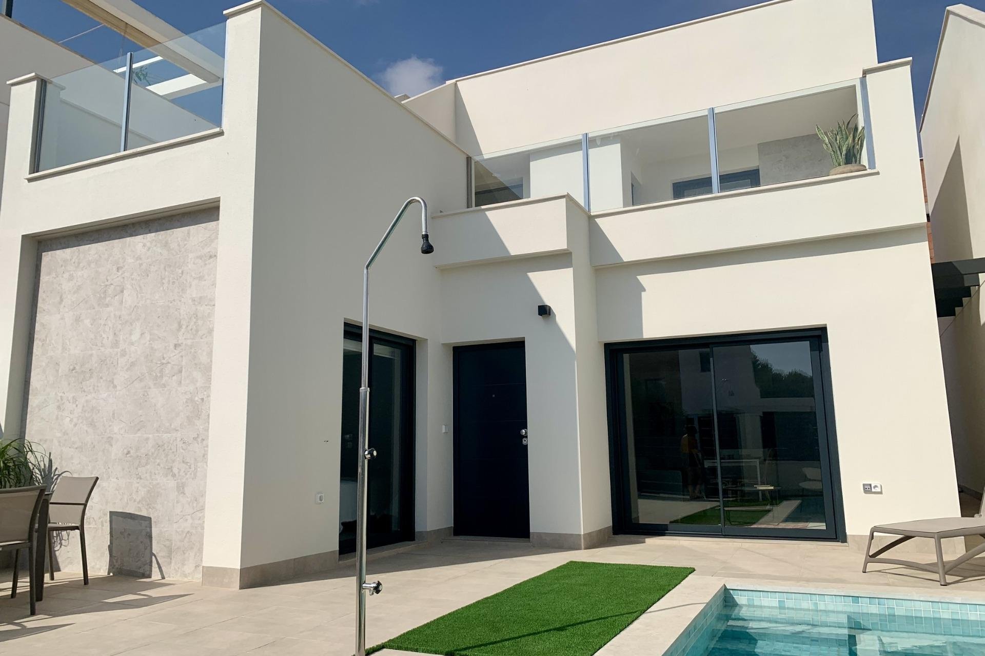 Obra nueva - Villa -
San Javier - Roda Golf