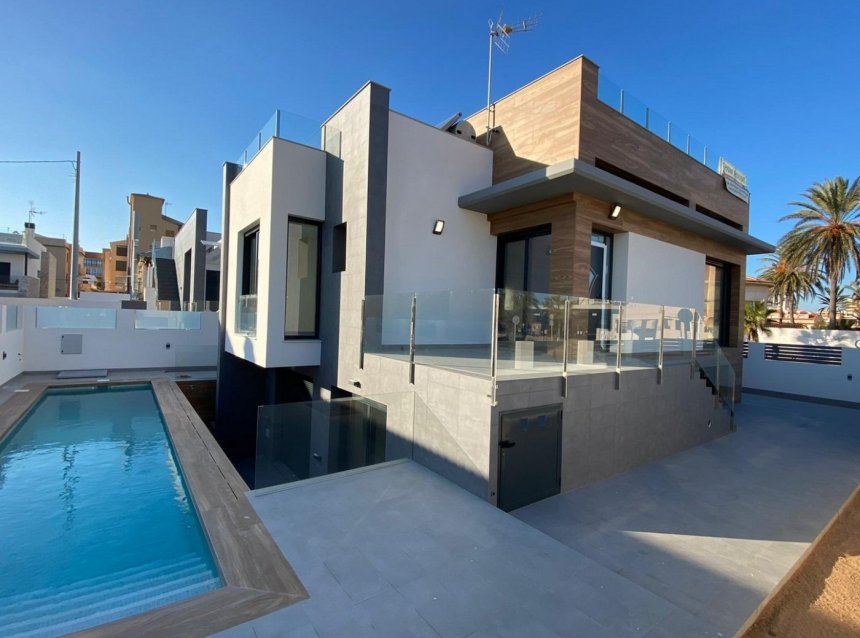 Obra nueva - Villa -
Torrevieja - La Mata