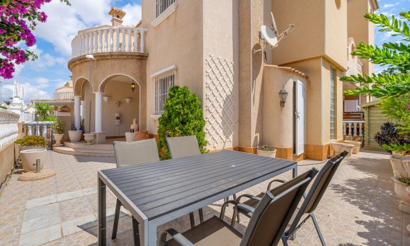Quad House - Resale - Orihuela Costa -
                Costa Blanca