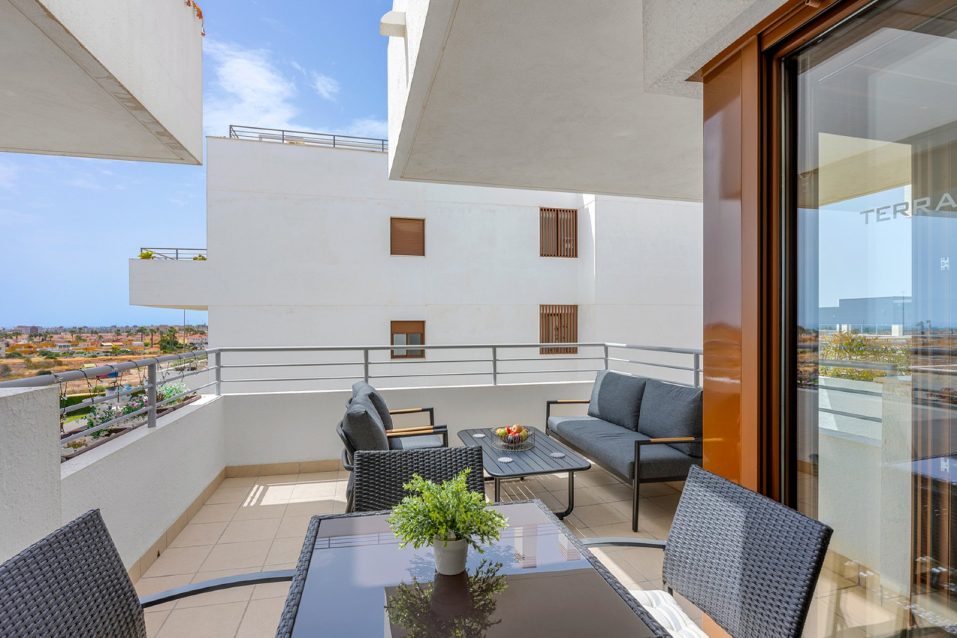 Resale - Apartment -
Cabo Roig - Costa Blanca