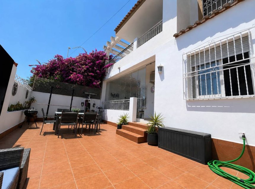 Resale - Apartment -
Cabo Roig - Costa Blanca