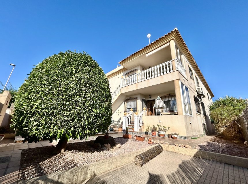 Resale - Apartment -
Cabo Roig - Costa Blanca