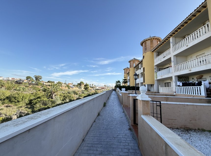 Resale - Apartment -
Cabo Roig - Costa Blanca