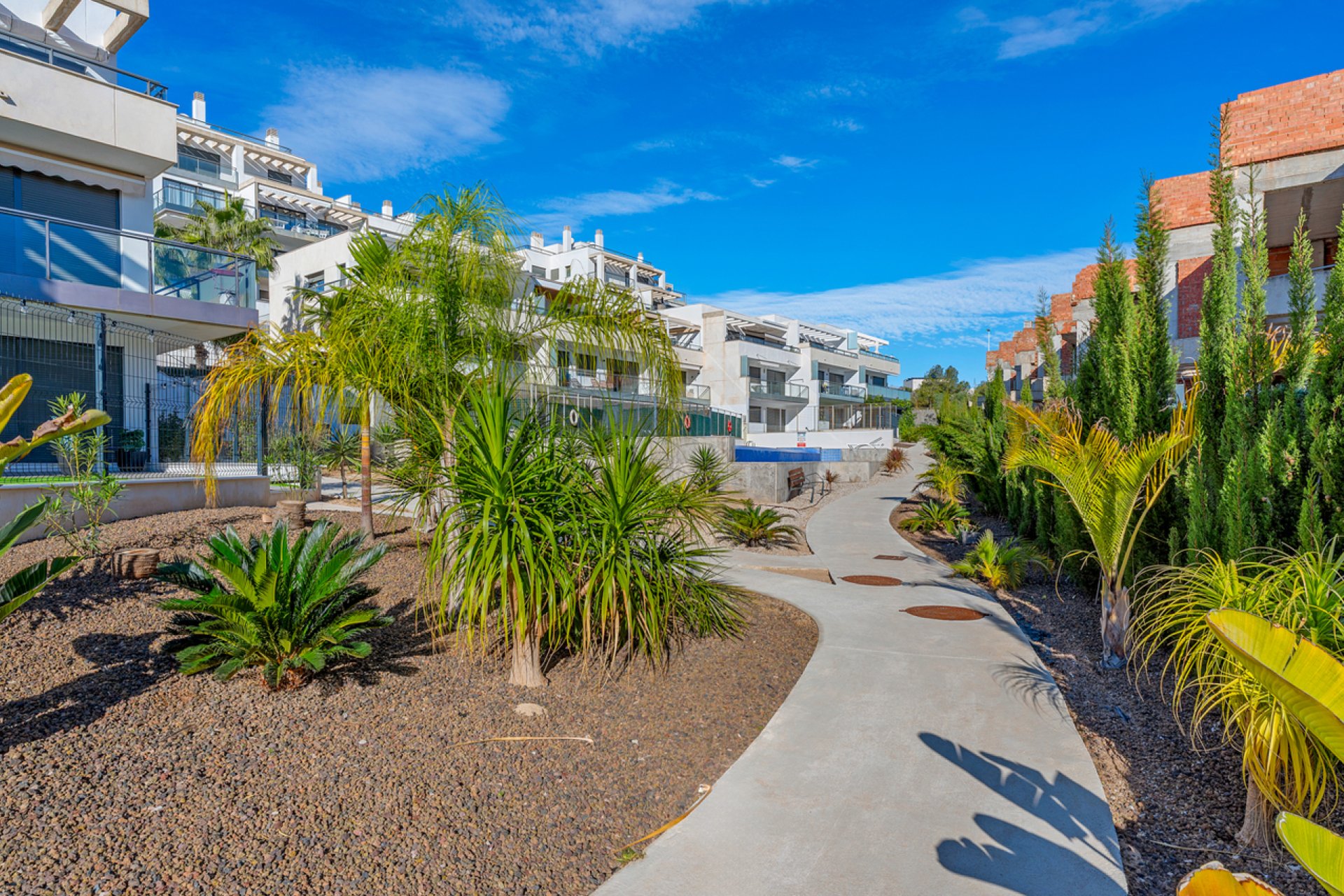 Resale - Apartment -
Campoamor - Costa Blanca