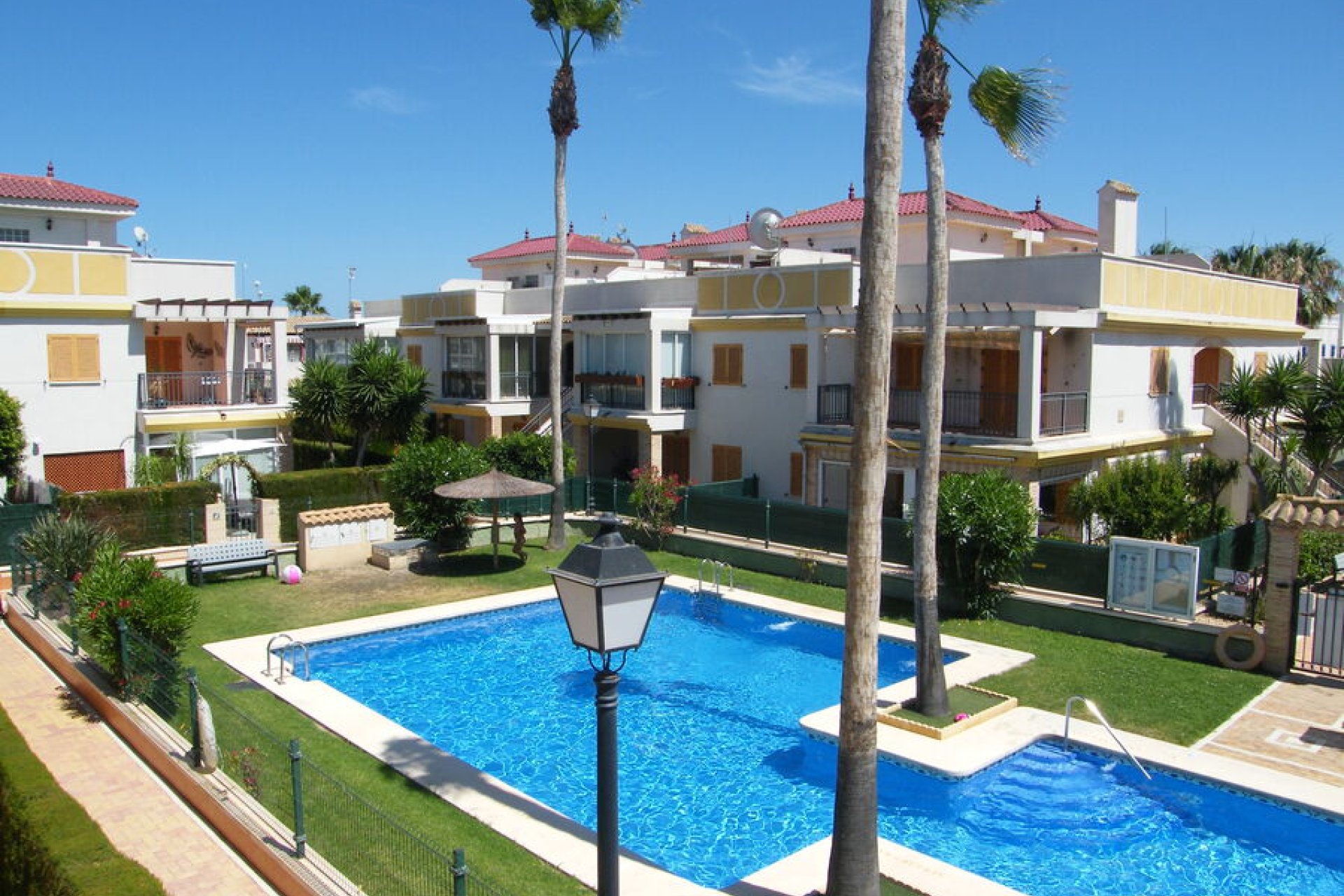 Resale - Apartment -
Daya Vieja - Costa Blanca