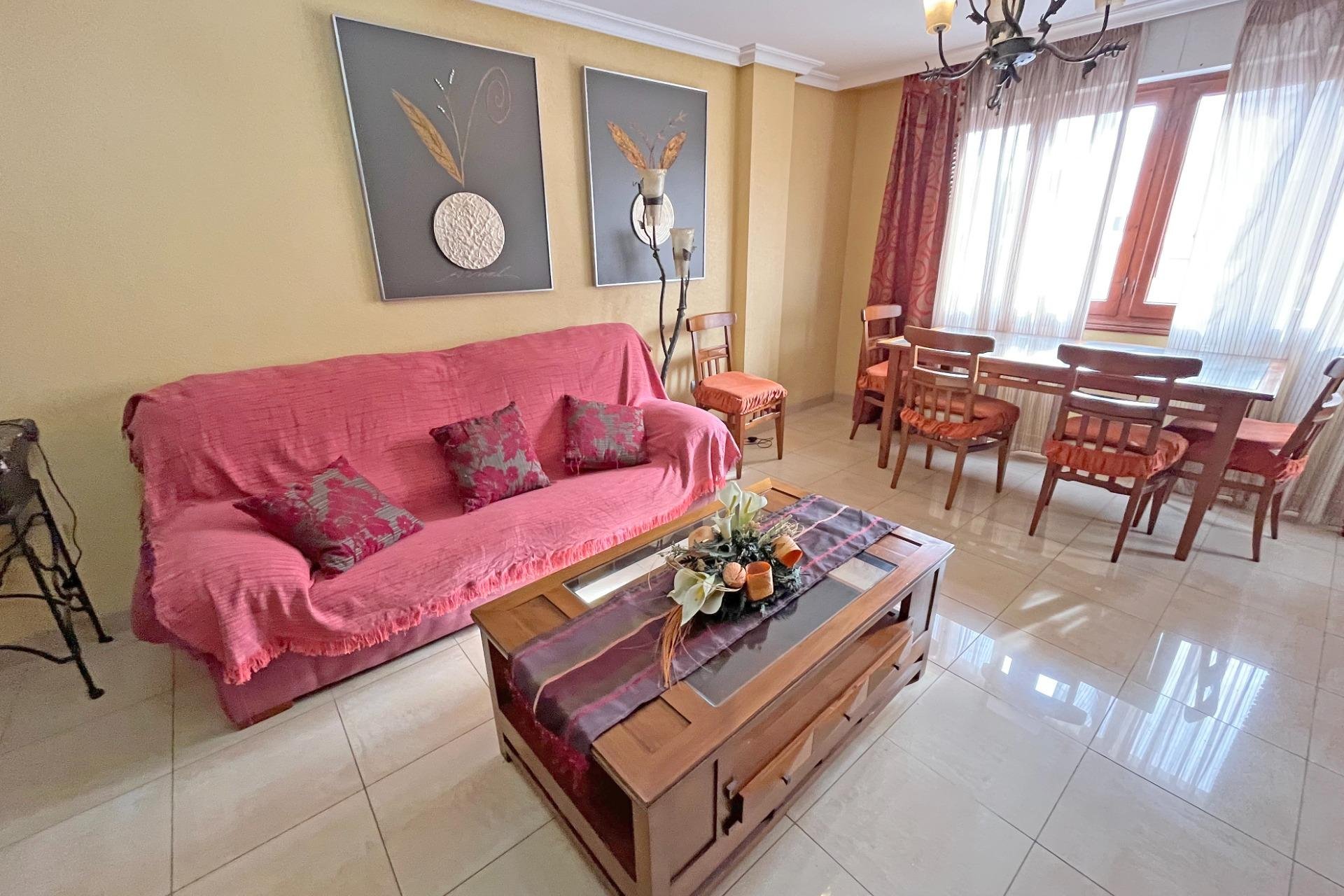 Resale - Apartment -
Formentera del Segura - Palacios